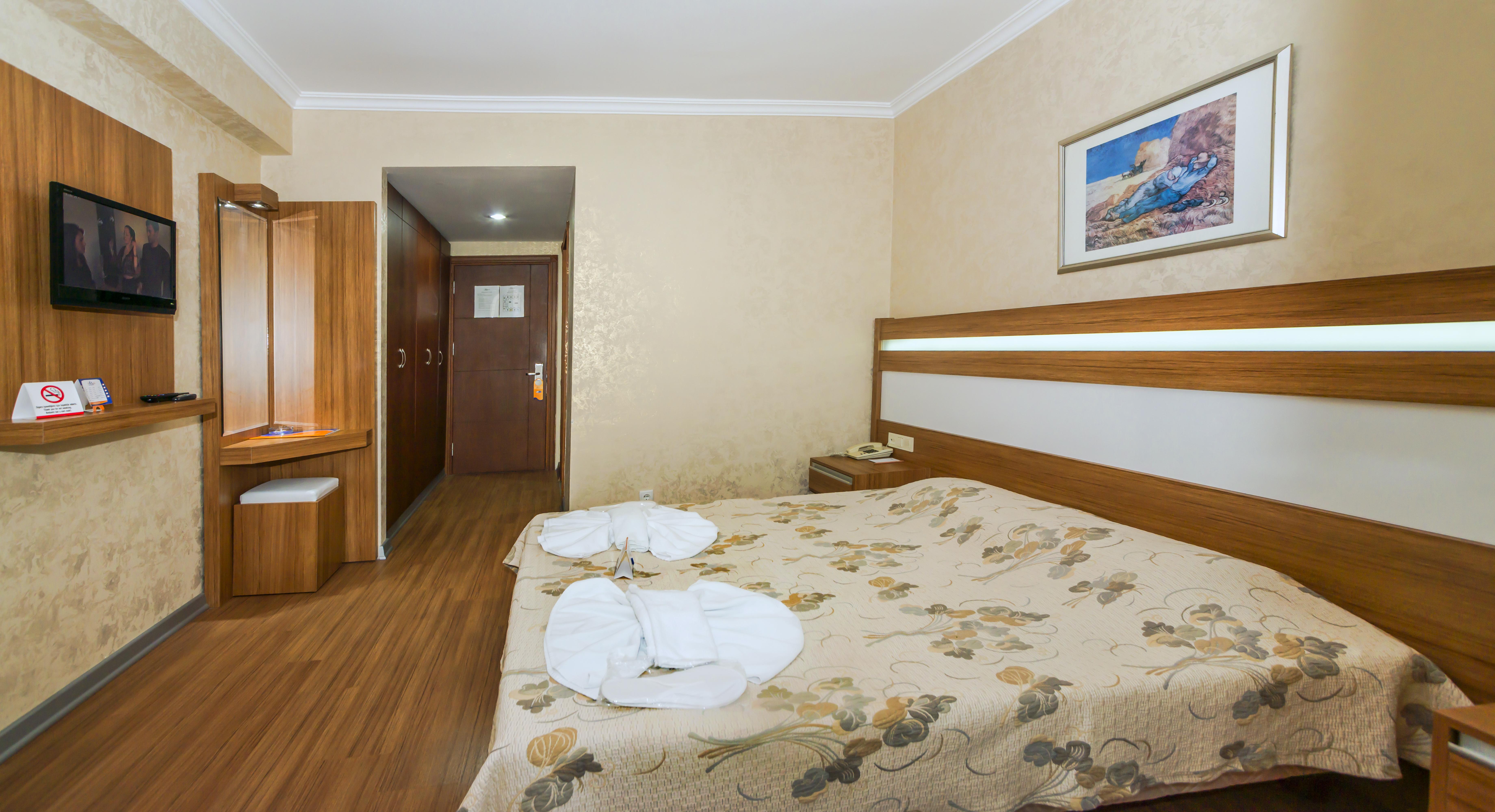 Santa Marina Hotel Antalya Bagian luar foto